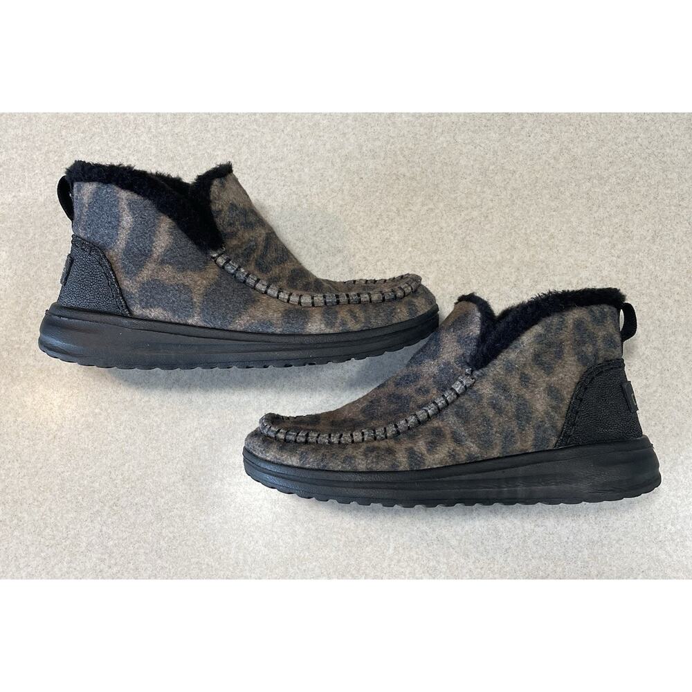 Hey Dude Denny Leo Nut Boots Slip On Booties Women’s Sz 7 Leopard Print Faux Fur - Picture 6 of 11